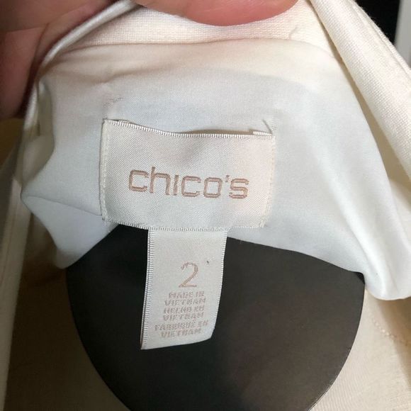 Chico’s Everyday Solid Ponte Jacket Ecru Size 2 - Picture 8 of 8